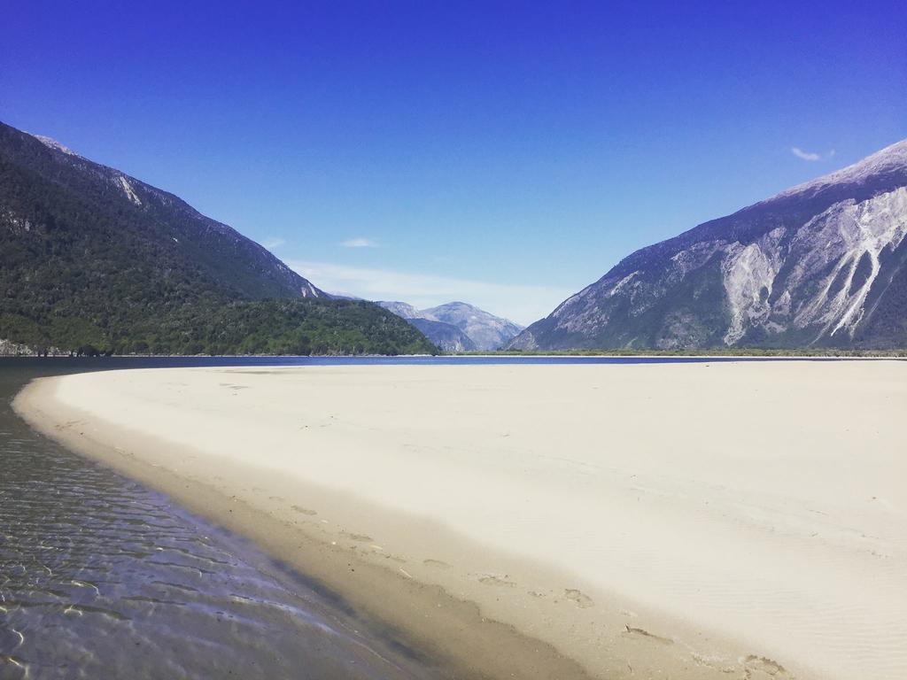 Yelcho En La Patagonia Villa Chaiten Bagian luar foto